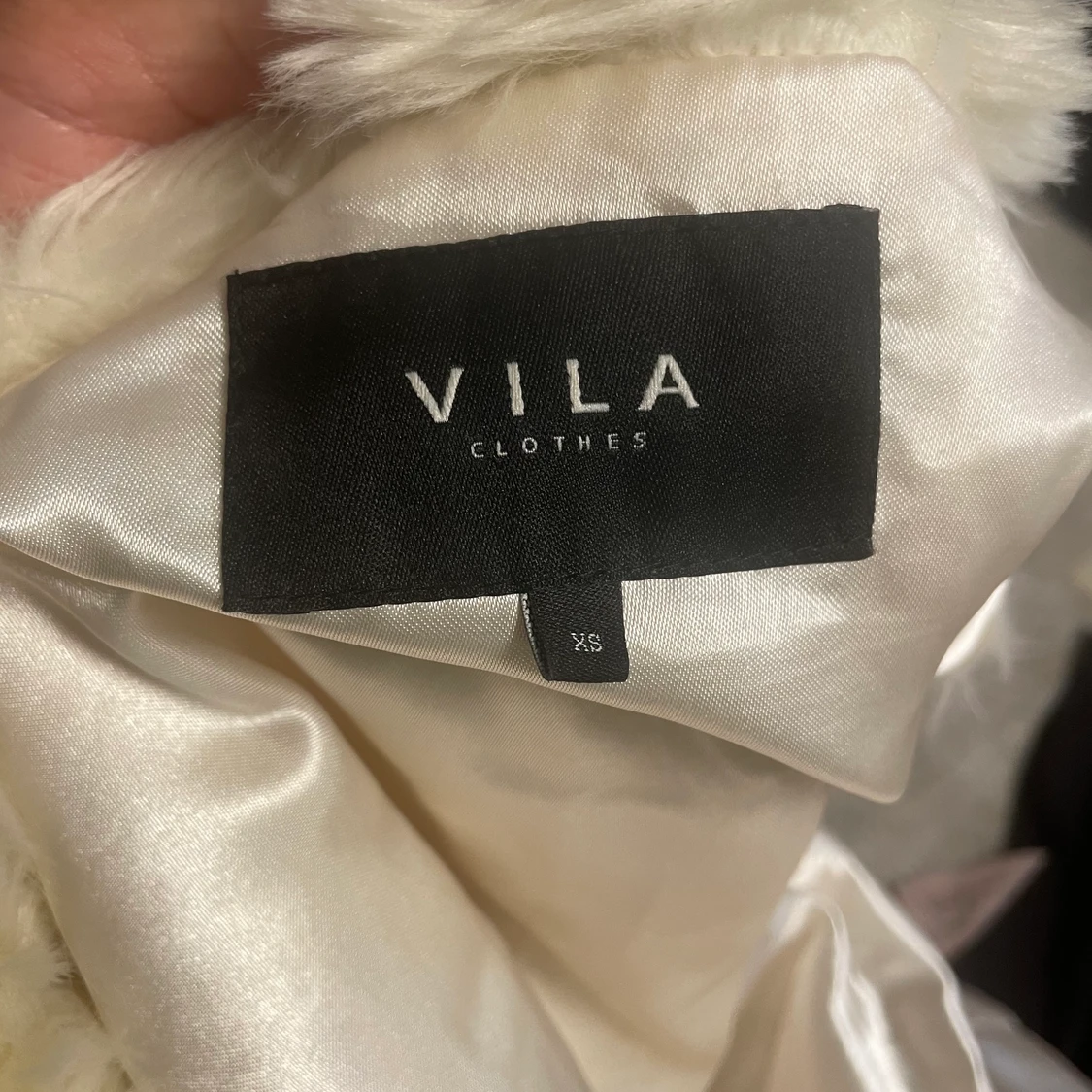 Säljer min väst från vila den är som ny - 91