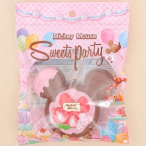 Mickey’s dessert squishy - Detta är en helt ny märkes squishy som jag får in i lager inom de kommande veckorna och går alltså just nu att förbeställa. Detta kan man göra antingen här på Plick eller genom att skicka mig ett medelande angående det på min Instagram: @lovelyxfoam