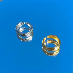 Vår supersnygga 18K Gold Plated ring för 109kr/st🤍 Paketpris för 2 ringar är 169kr💫 Ringarna är justerbara. Följ oss jättegärna på Instagram @WidaDetails 💌  Psst… kika in vår plickprofil för fler ringar💕