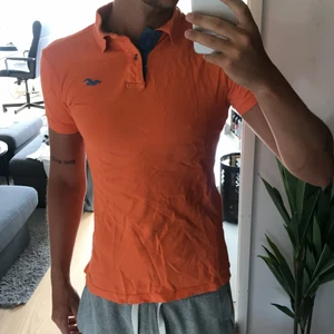 Hollisterpiké storlek S - Orange Hollisterpiké storlek S. Billigare vid snabb affär.