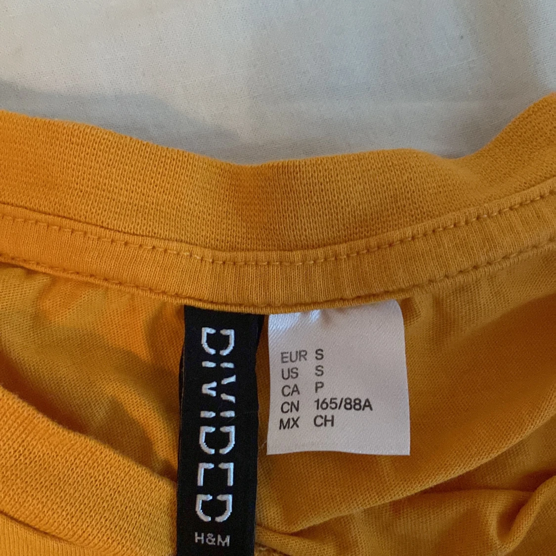 Orange T-shirt Från H&M  - 91