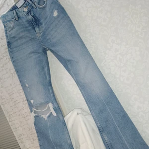 Bershka Jeans - Storlek 34. Helt nya endast testade. Kan mötas upp i Göteborg eller skicka mot frakt