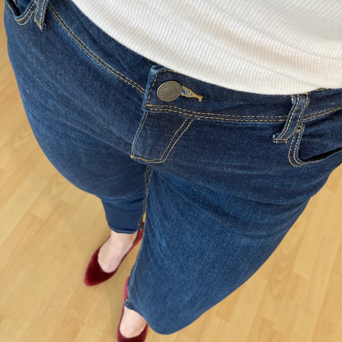 Mörkblå jeans från Esprit