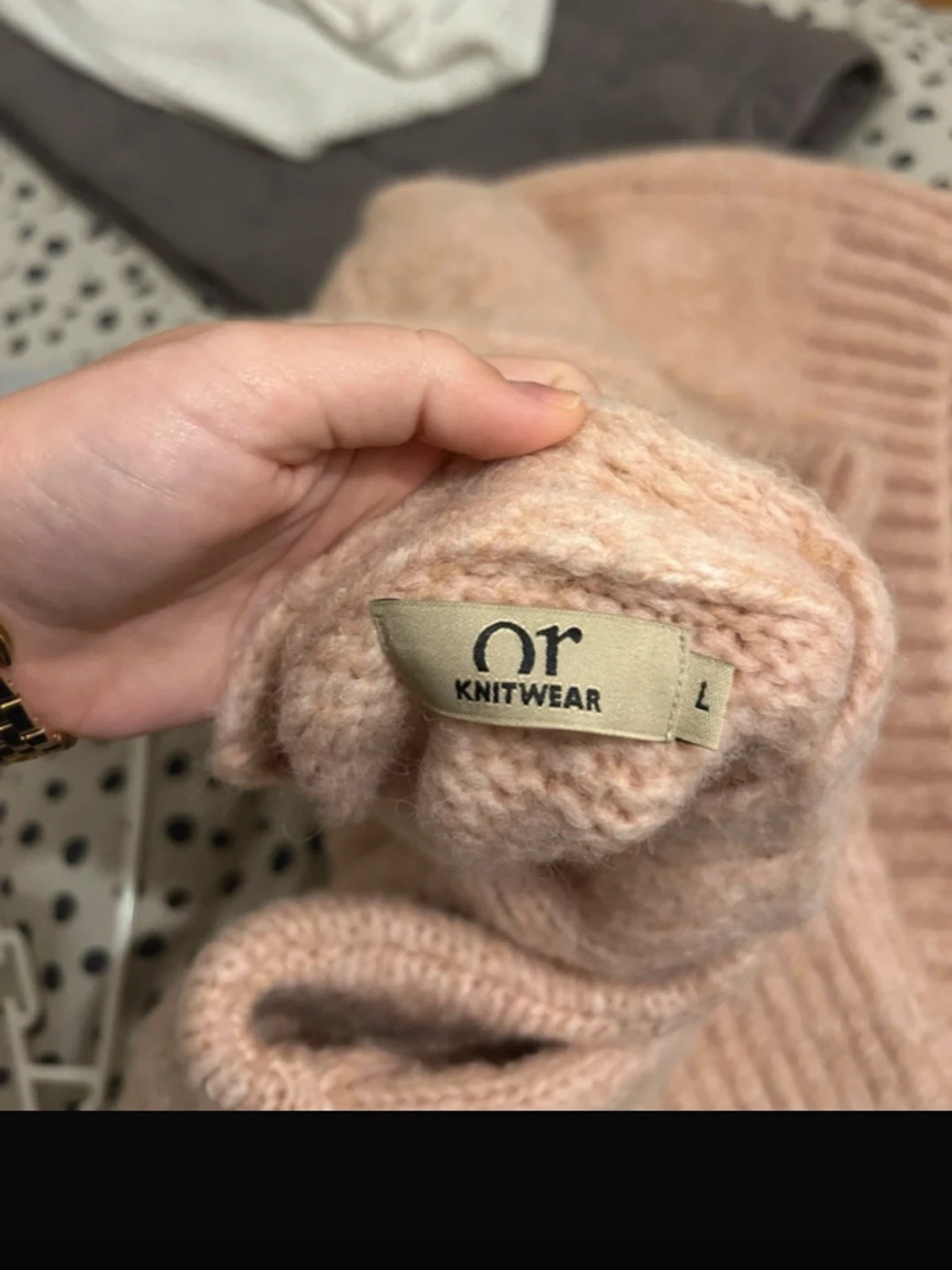 Beige stickad cardigan med pärlknappar - 3