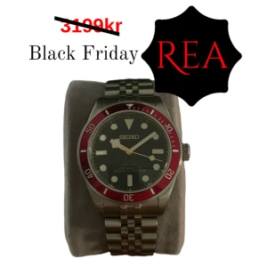 Seiko Mod Klocka Black Friday - Helt Ny🙌‼️Tvär snygg Seiko Mod klocka‼️40 mm som går på ett NH35 movement🙌Passar till alla outfits och grishstilen🦞🍾💸 Alla länkar+ box tillkommer vid köp🙌‼️ Ställ gärna frågor om ni har några💭
