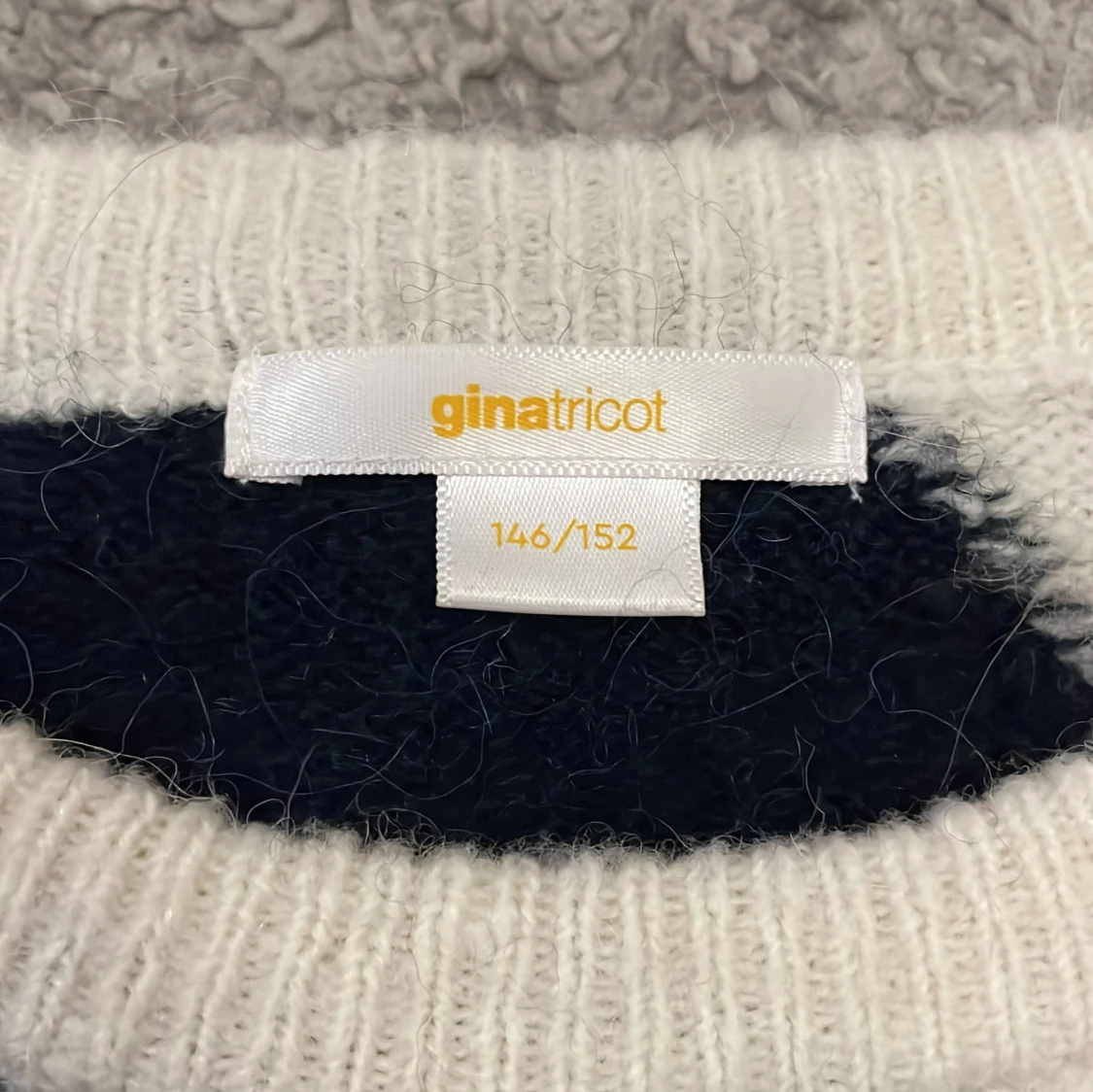 Svartvit stickad tröja Gina Tricot - 1