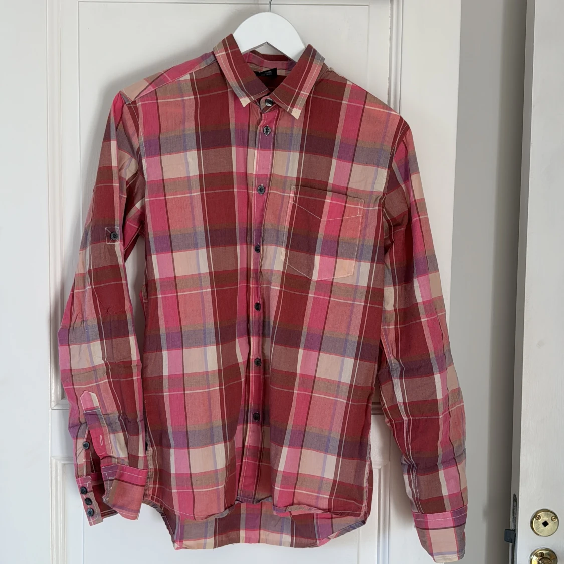 Rutig röd skjorta från Dr Denim - 3