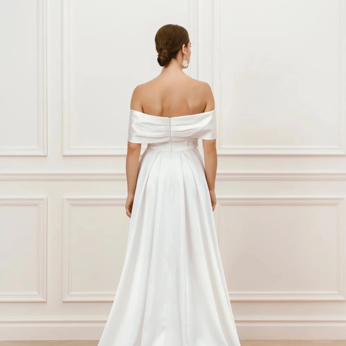 Bröllopsklänning Malina Bridal  - 1