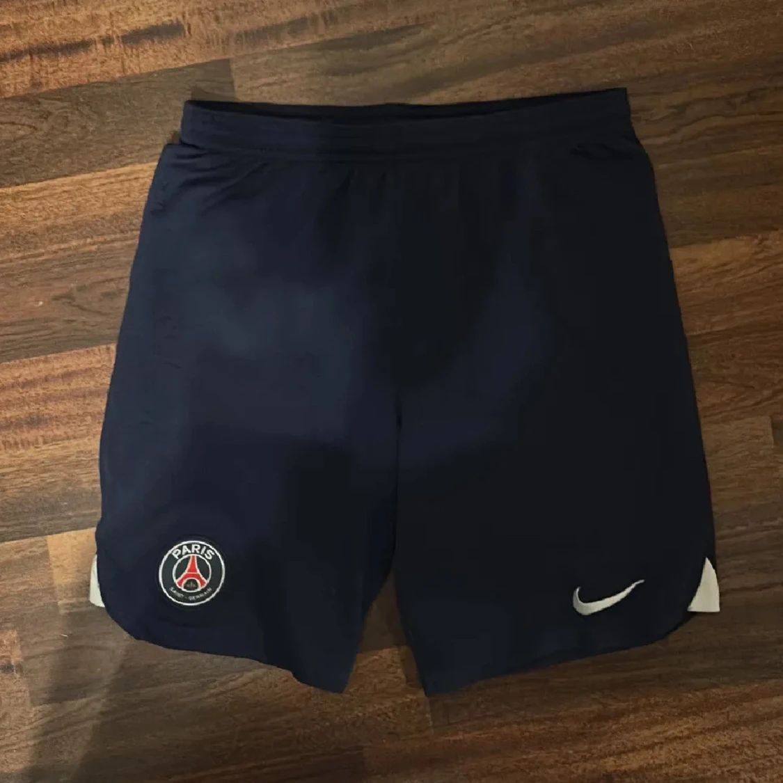 Mörkblå PSG Dri-Fit shorts från Nike - 2