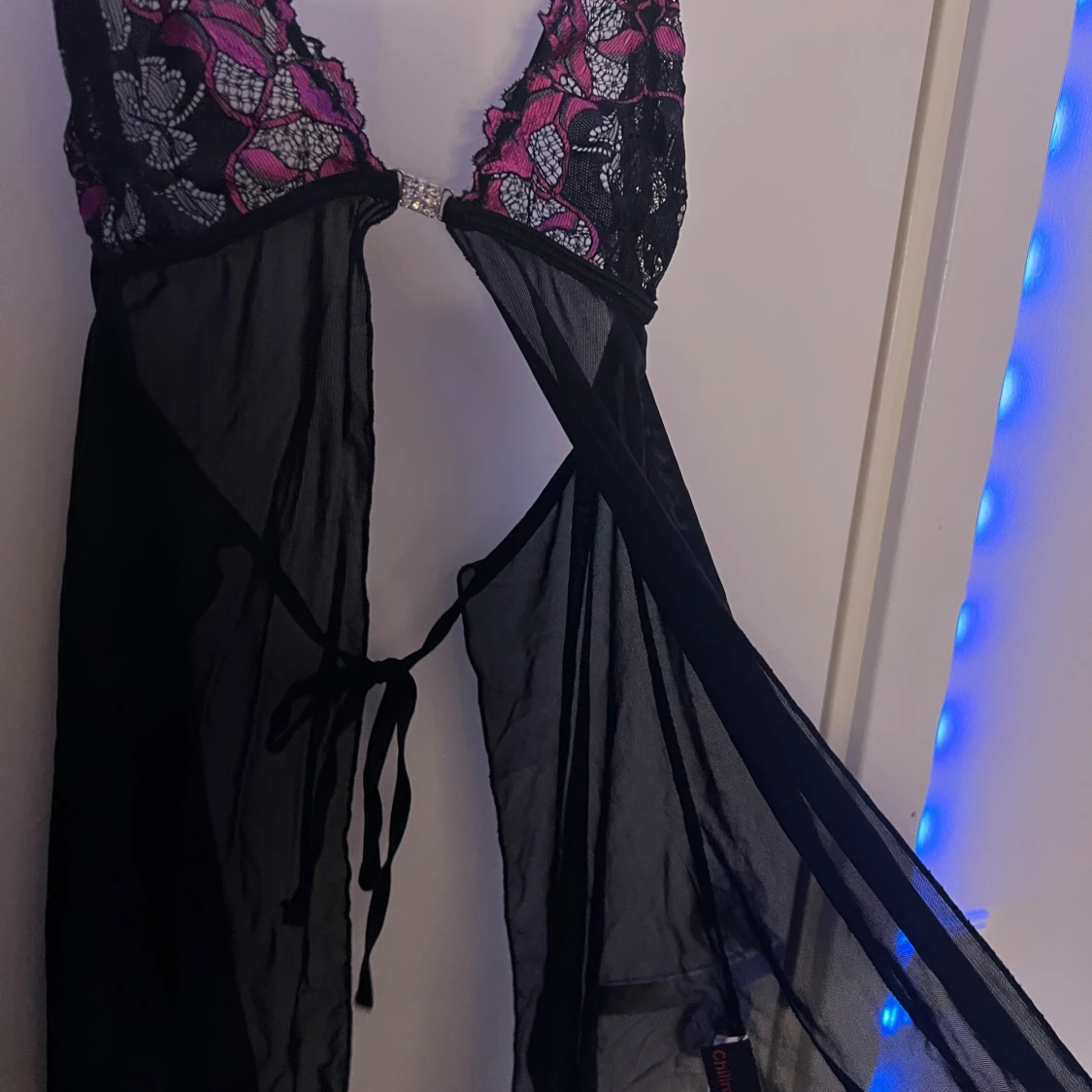 Svart spetsklänning från Chilirose - 1