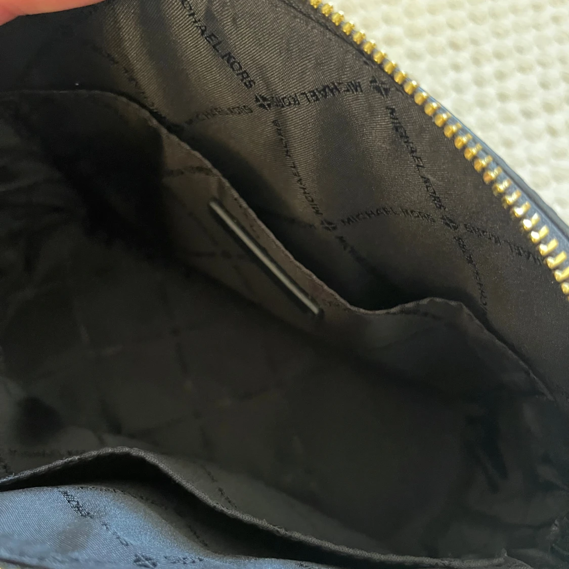 Svart axelväska från Michael Kors - 2