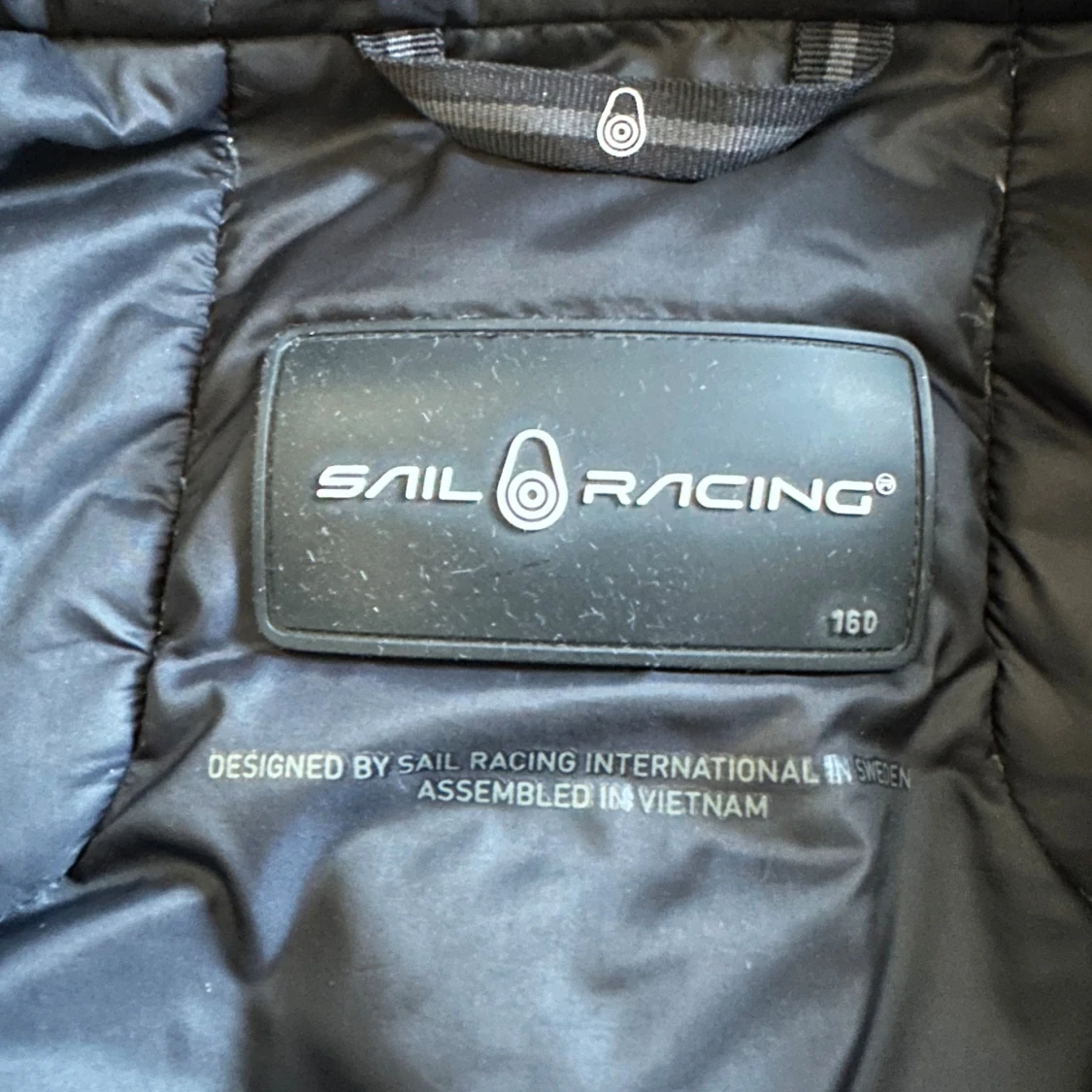 Svart pufferjacka från Sail Racing - 1