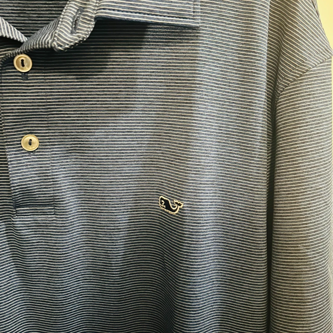 Blå randig polo från Vineyard Vines - 1