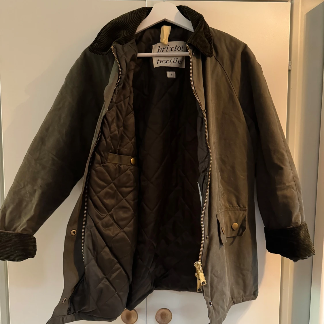 Olivgrön parkajacka från Brixtol S - 3