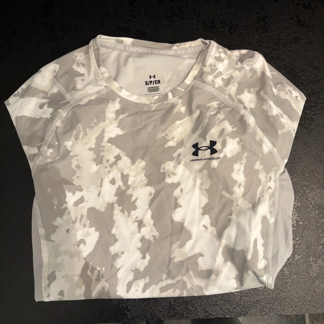 Under armour kompressions tröja