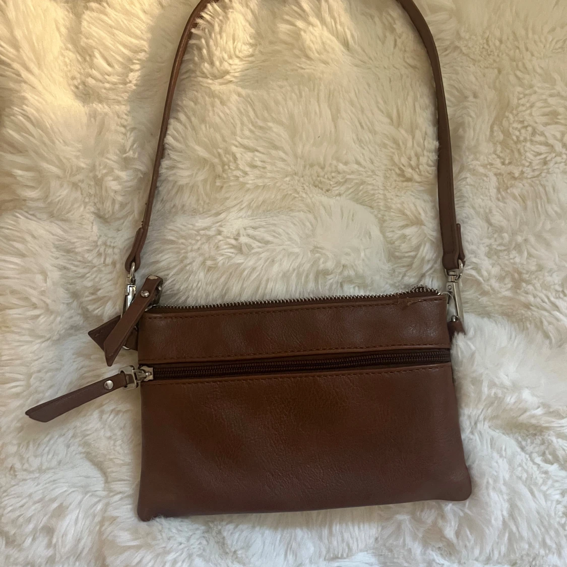 Brun axelväska från Ulrika Sweden - 2