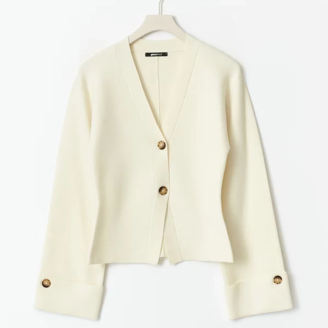Vit kofta från Gina Tricot
