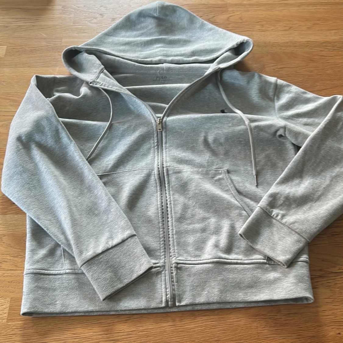 Grå hoodie från Polo Ralph Lauren