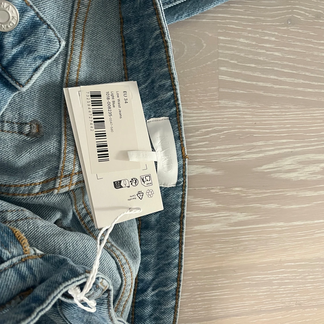 Blå straight low waist jeans från NA-KD - 2