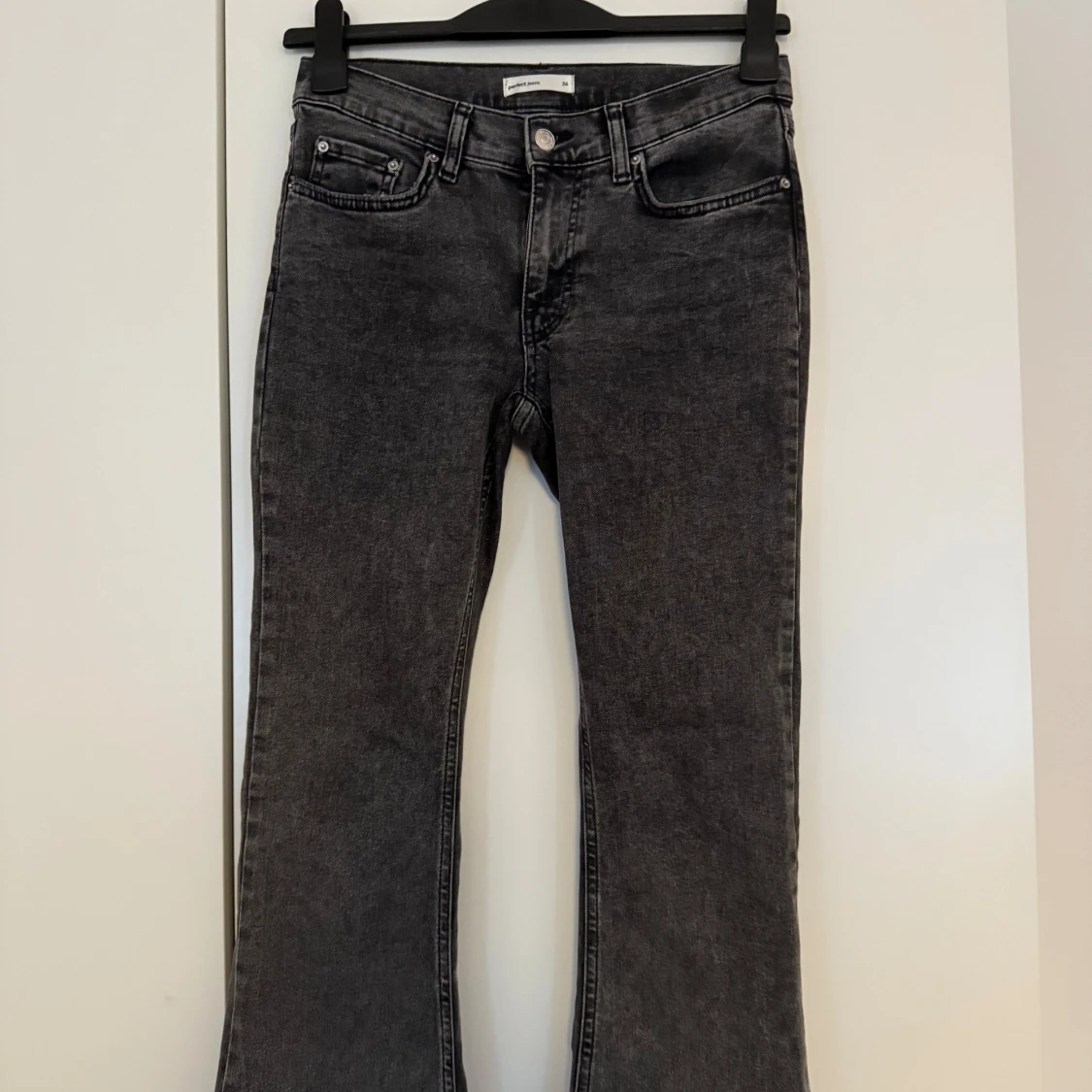 Gråa bootcut jeans från Perfect Jeans