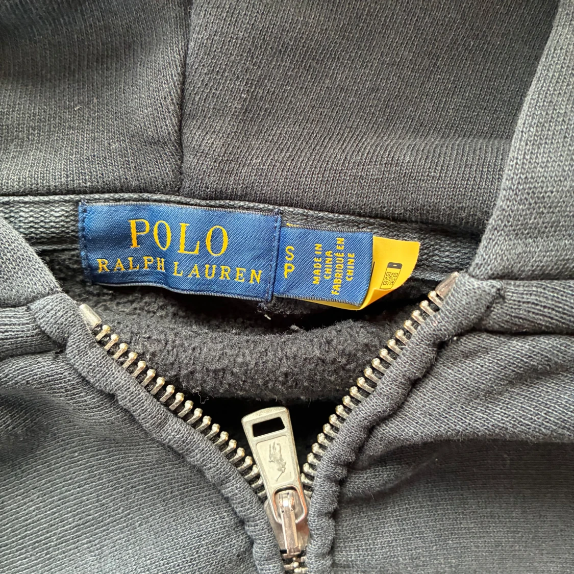 Svart hoodie från Polo Ralph Lauren - 2
