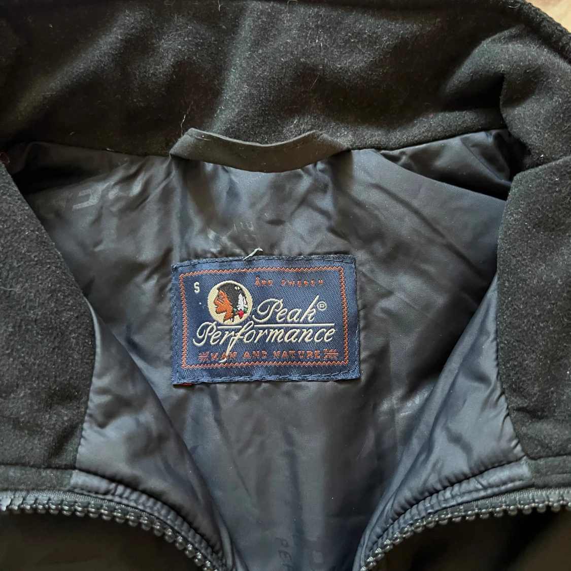 Svart vindjacka Peak Performance S - 2