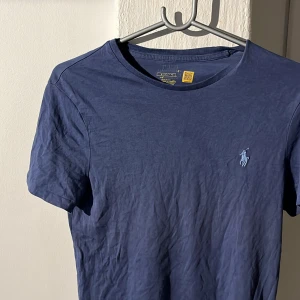 Ralph lauren t shirt - Unik färg! Storlek S