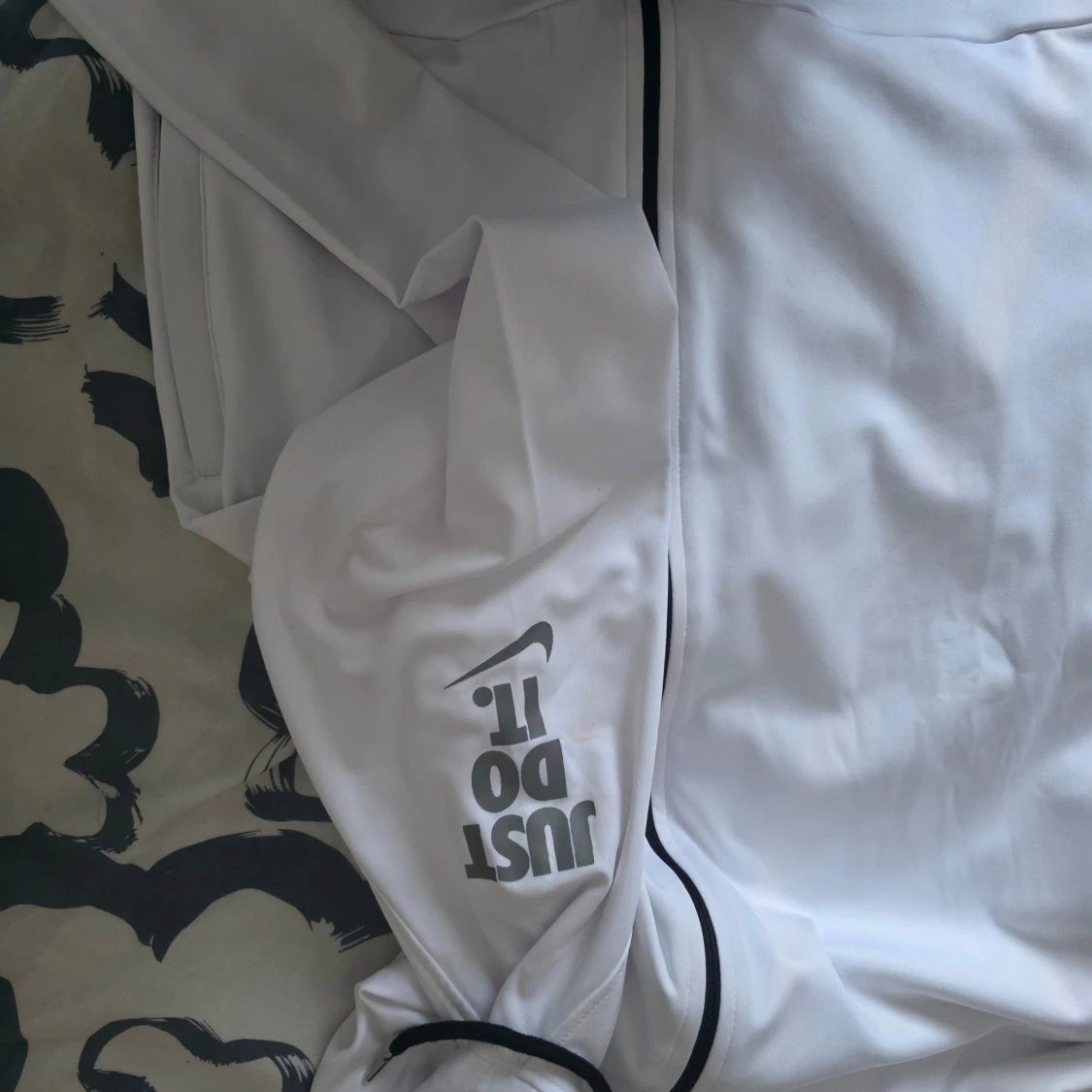 Vit Nike hoodie med dragkedja - 1