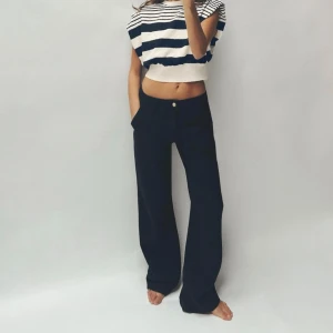 Lågmidjade chinos - Säljer dessa supersnygga chinos från zara. 