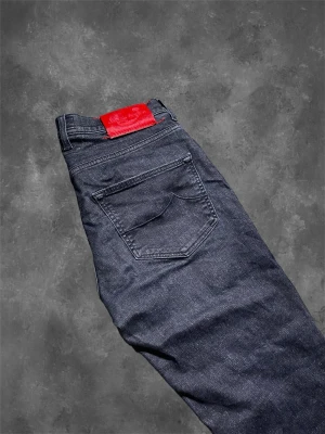 Jacob Cohën jeans - Ett par shyssta jacob choen jeans som är i super skick. 