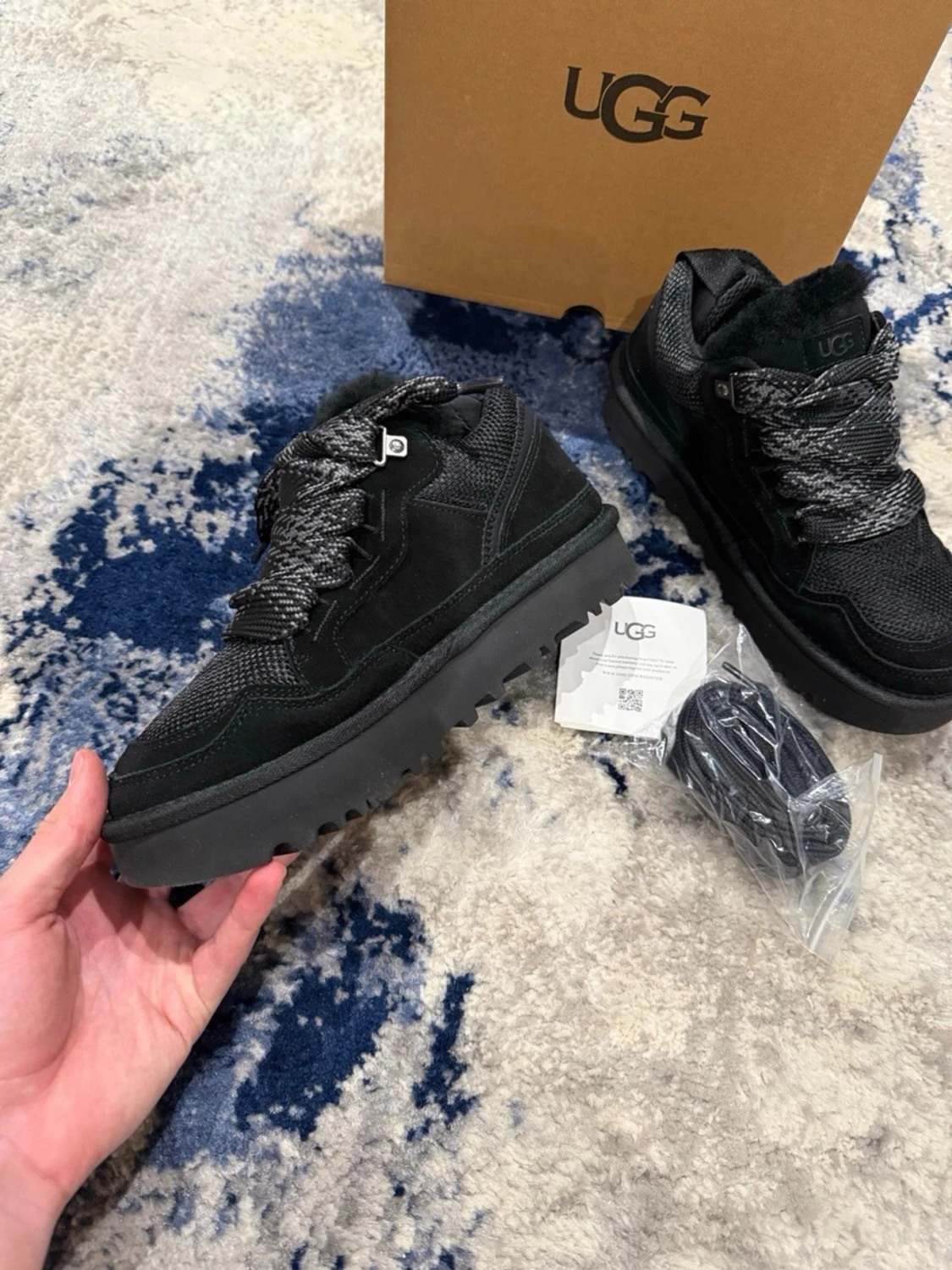 Svarta UGG Lowmel herr - 2