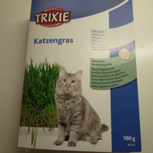 Trixie Kattgräs, OÖPPNAD, OANVÄND - Helt oöppnad och oanvänd box Trixie Kattgräs som man odlar själv till sin katt.