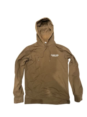 Helmut Lang hoodie - Säljer denna sällsynta Helmut Lang hoodie pga av att den är för liten. Hör av er vid funderingar!