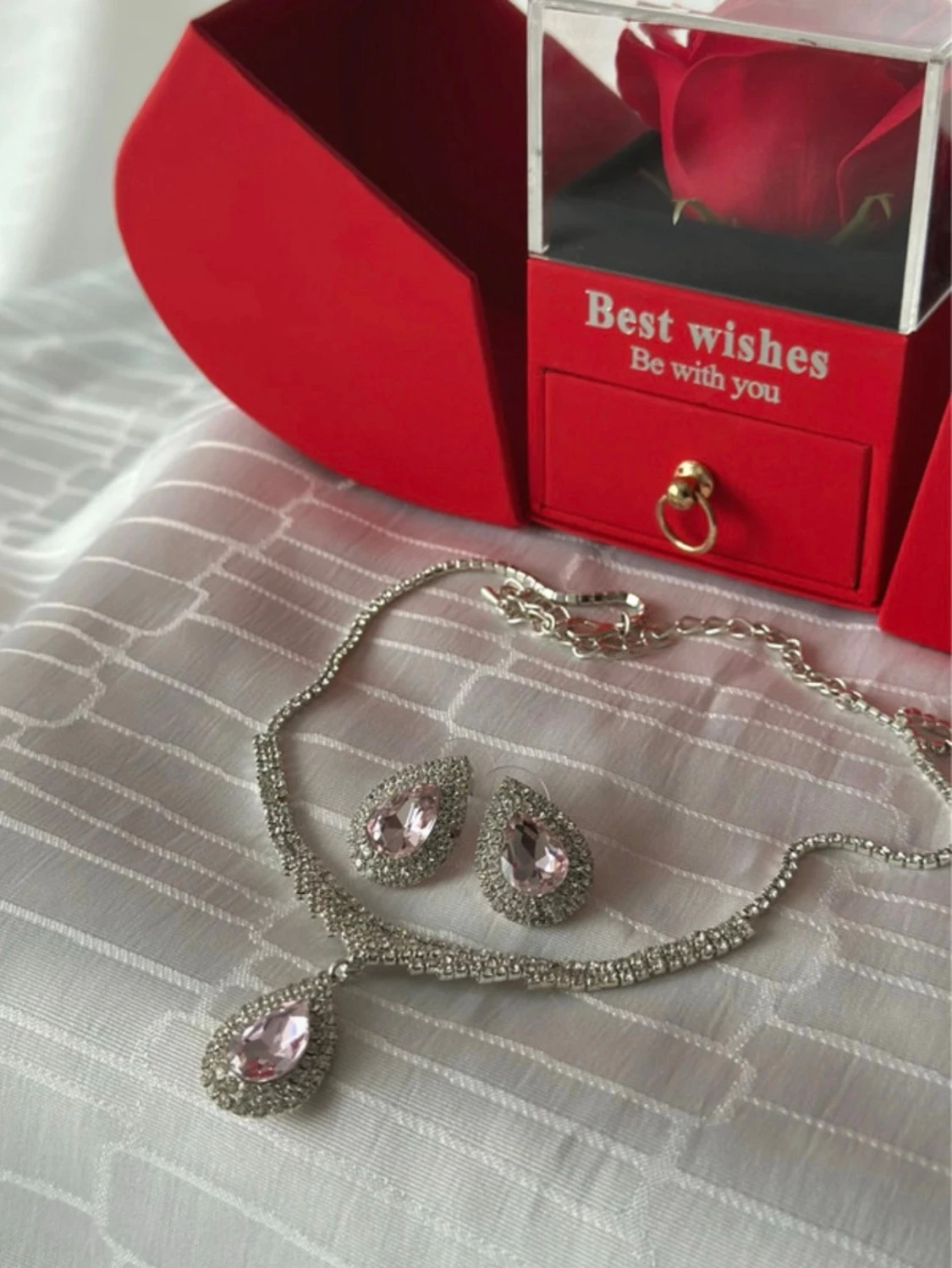 Ny set halsband och örhängen  - 1