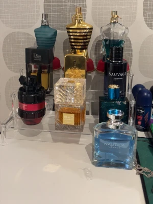 byter parfymer -  byter parfymer från min samling.