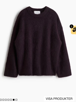 hm tröja - säljer en jättemysig fin stickad vinröd tröja inifrån hm edition. Orginal pris är 799 men jag säljer för 450💕Aldrig använd