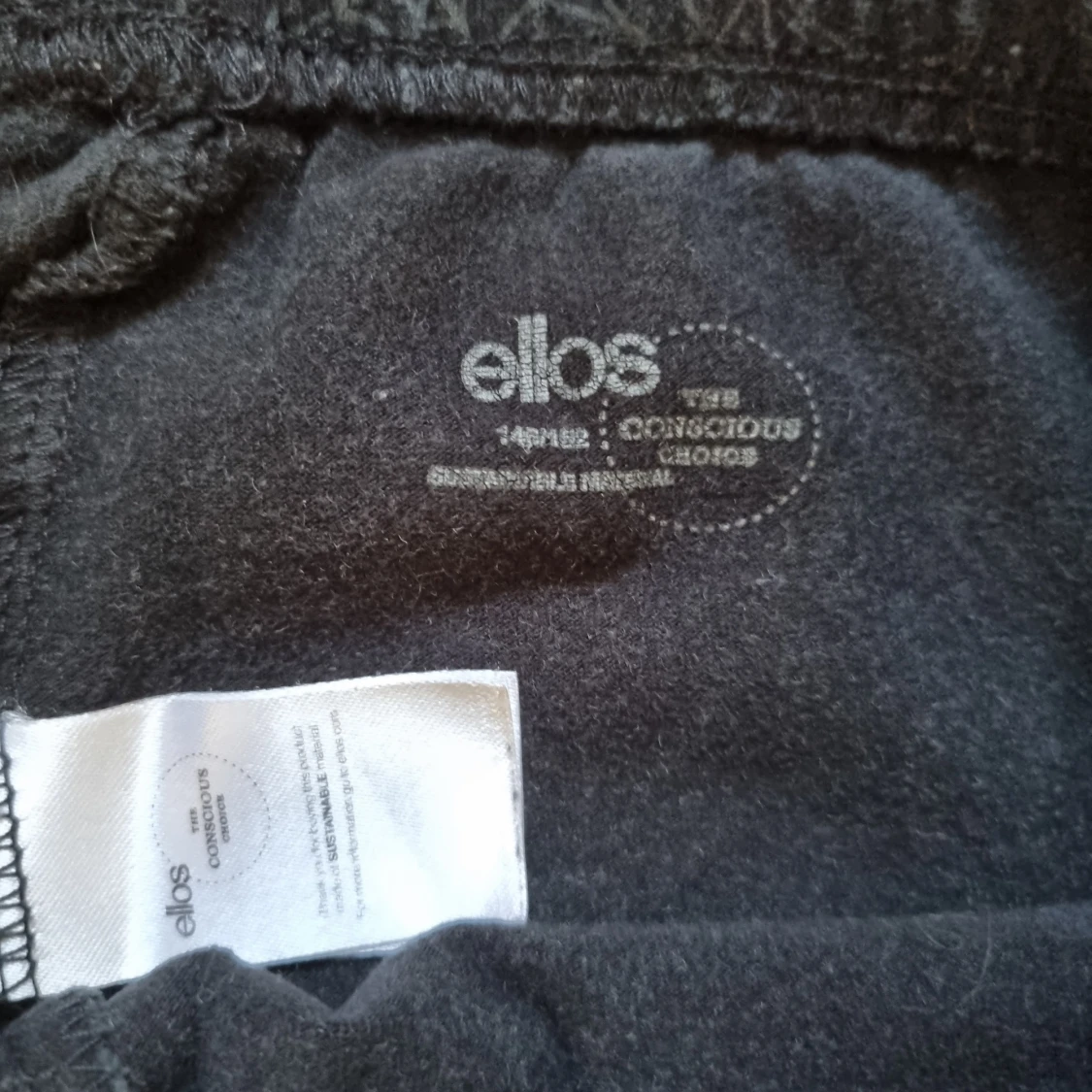 Svarta leggings med spindelnätsmönster Ellos - 2