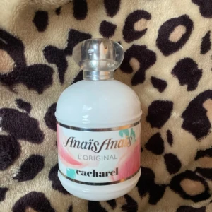 Parfym Anais Anais Edt - Helt ny använt få gånger. 