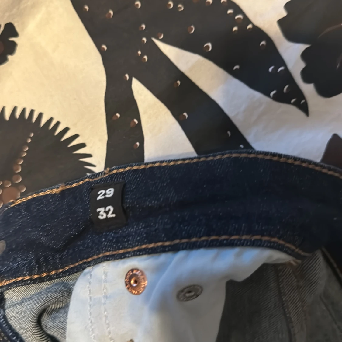 Mörkblå tapered jeans Jack & Jones storlek 29/32 - 3
