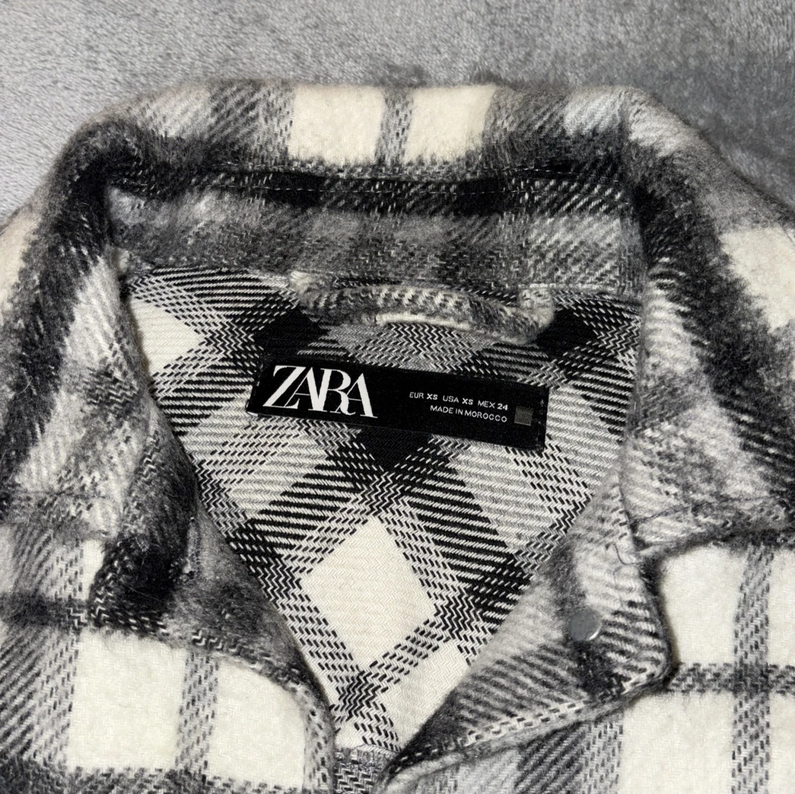 Rutig overshirt från Zara XS - 1