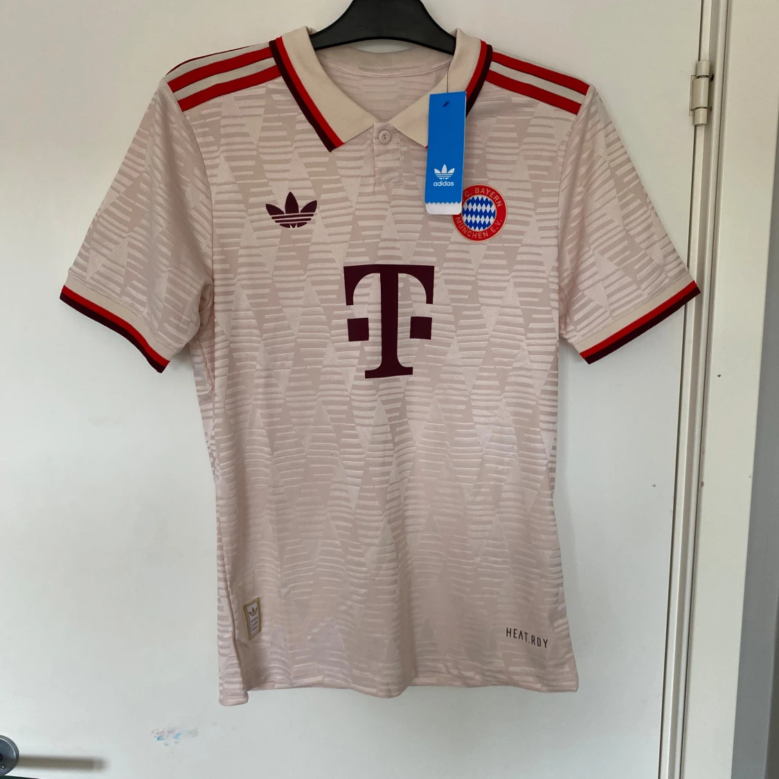 Bayern München Adidas fotbollströja