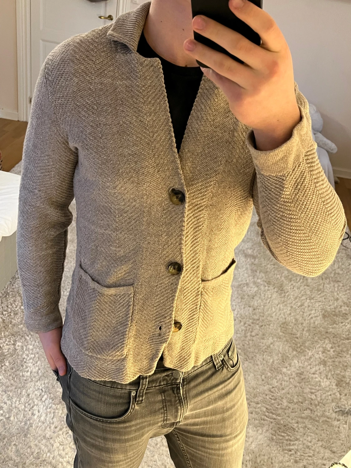 Stilren cardigan från Mango  - 2