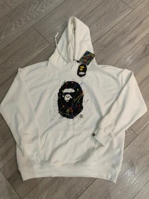 BAPE Hoodie - As snygg Bape hoodie med en unik design. Pris kan diskuteras 