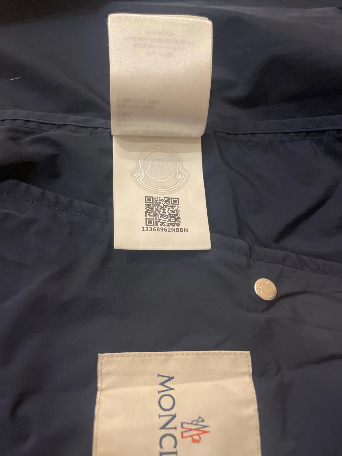 Mörkblå vindjacka från Moncler - 2