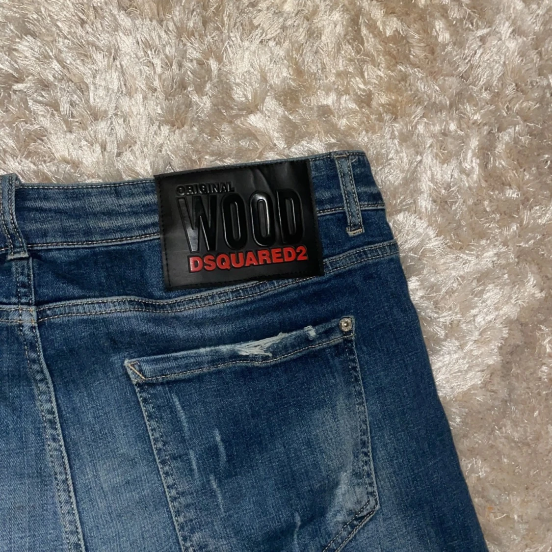 Blå jeans från Dsquared2 med slitningar - 1
