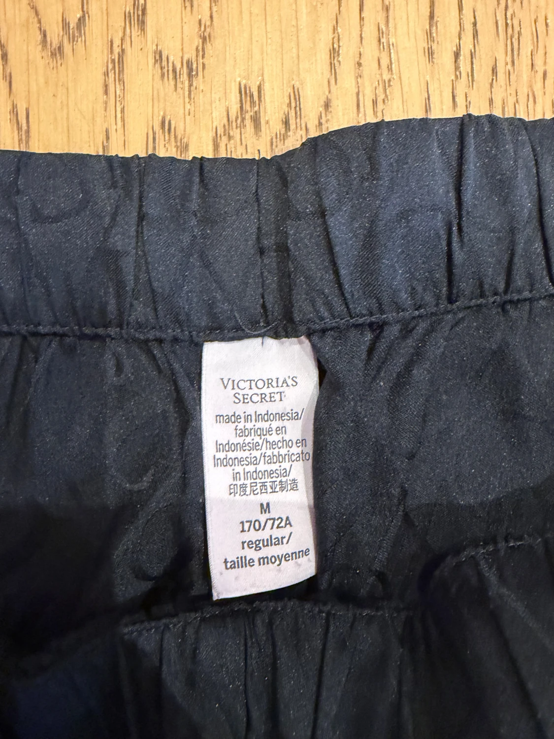 Svart VS pyjamaset  - 3