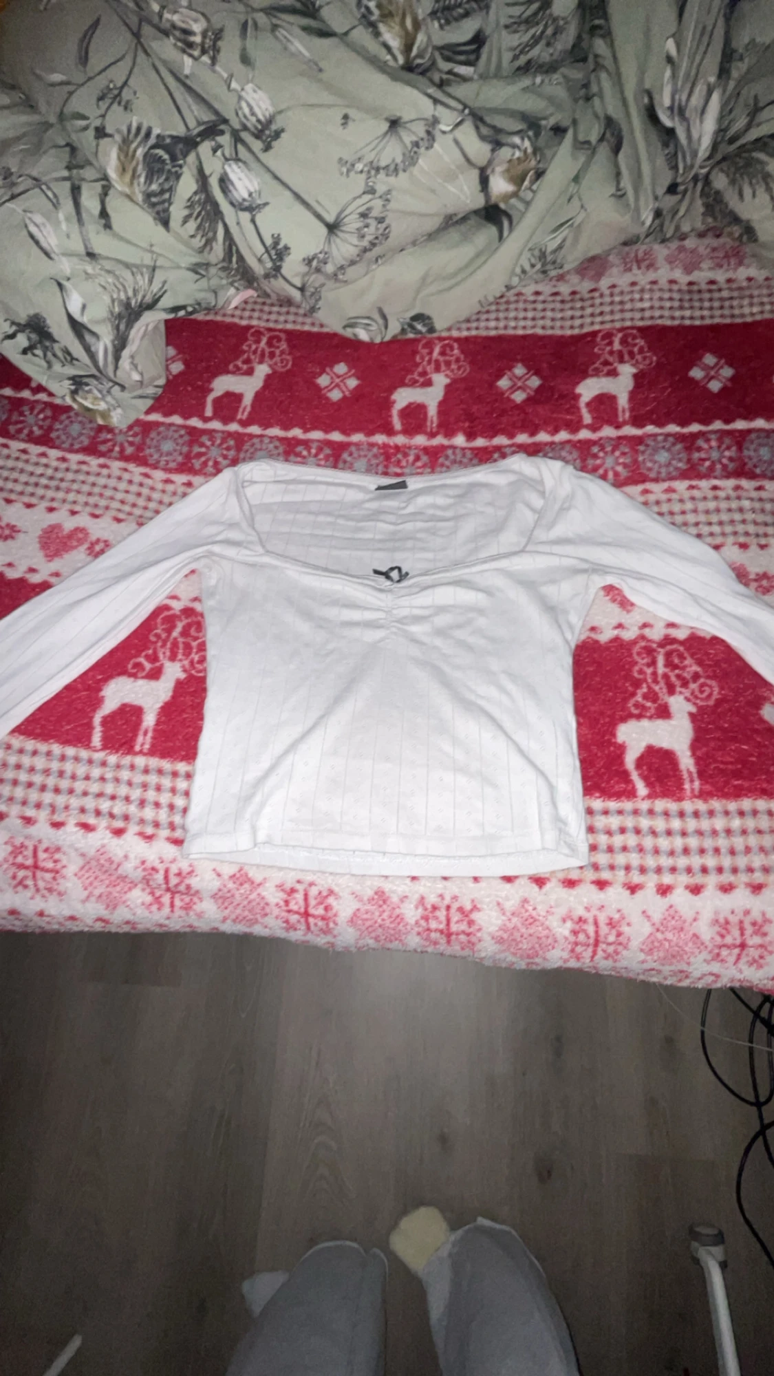 Vit långärmad topp från Gina Tricot