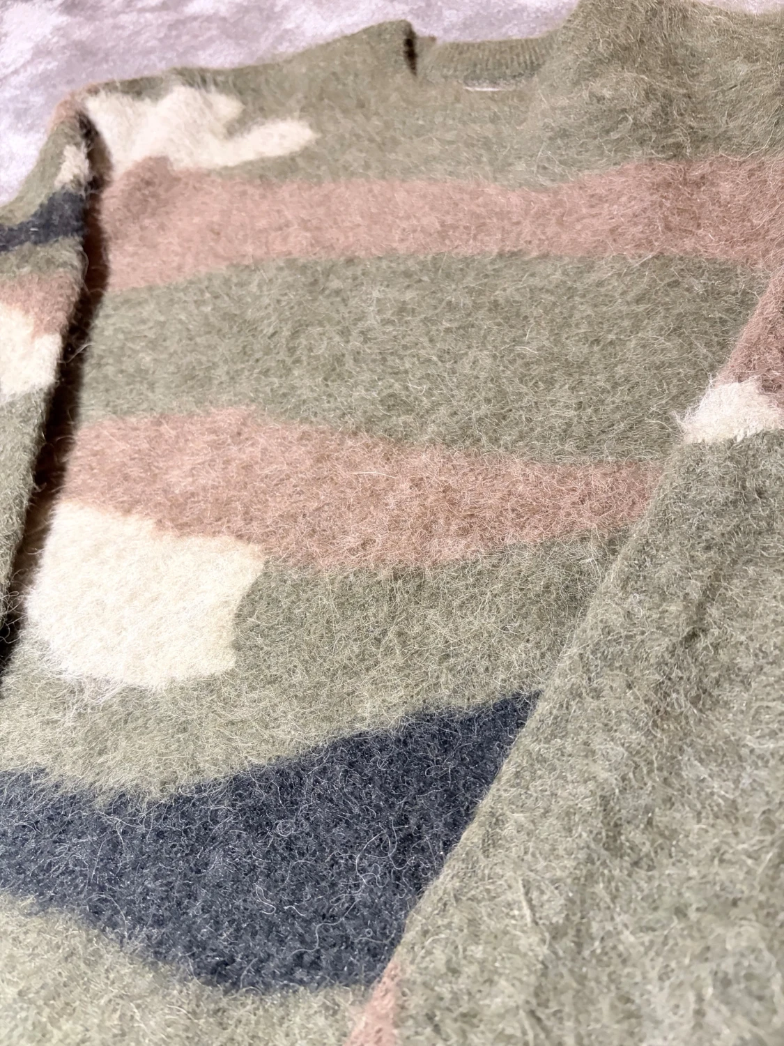 Camouflage stickad tröja i ull - 2