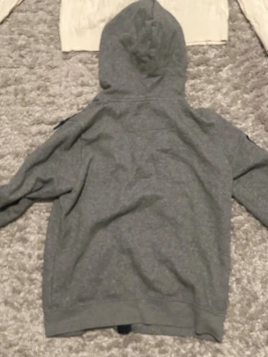 Sail racing Hoddie - En fin hoodie i bra skick