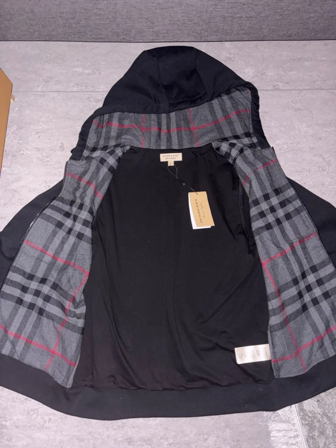 Burberry zip up - 3